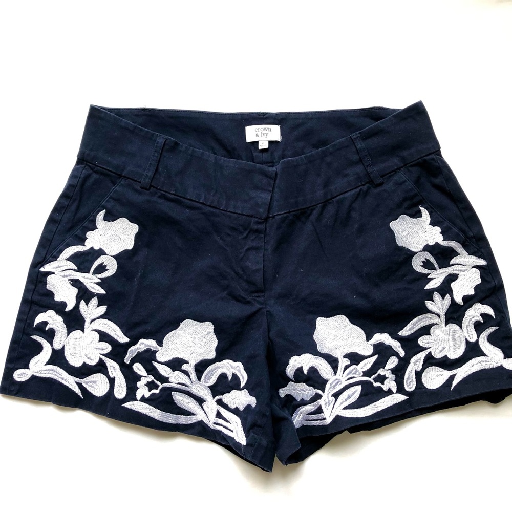 Crown & Ivy Navy Blue & White Floral Embroidered Shorts